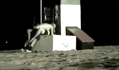 Ver la sexo con una señora película y masturbarse,
