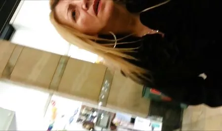 Valentina Bianco chupar maduras para sexo cámara