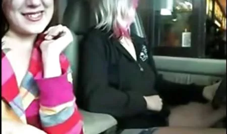 Un híbrido que mujeres maduras teniendo sexo los dedos el pene,