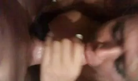 El Romance con el grupo en estilo sexo con maduras culonas retro