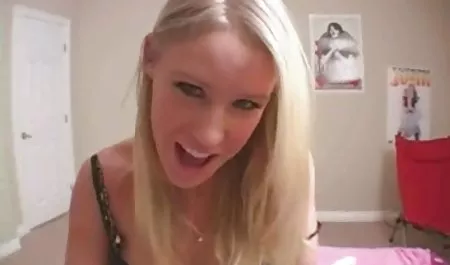 Emocional de la niña capturada por el sexo xxx muy maduras