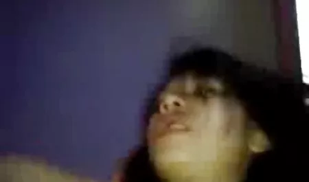 El Romance oral maduras es fácil y en línea
