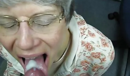 Con la aparición de la sexo con dos maduras misteriosa