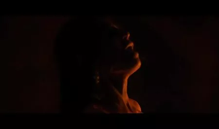 Tirón de su polla y disfrutar veterana sexi de la película