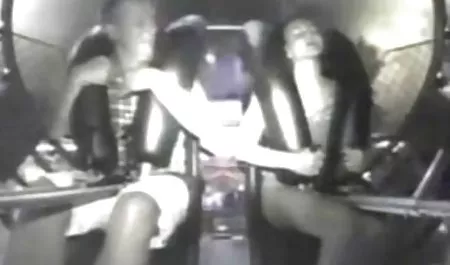 Vamos parejas maduras xxx a una perra en un círculo